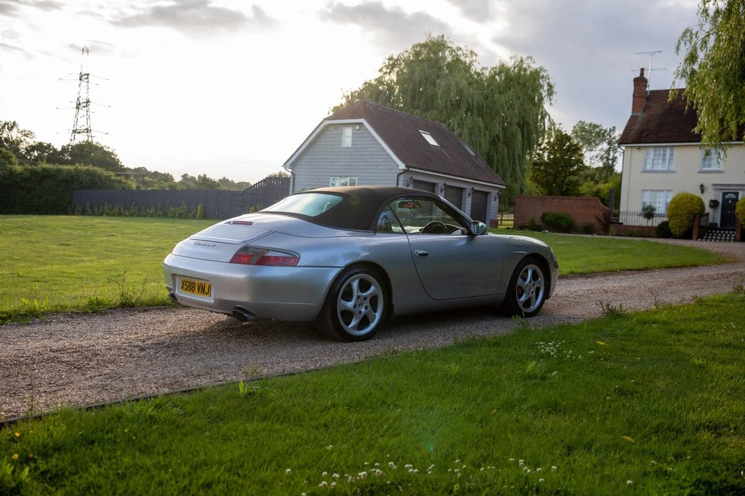2000 Porsche 996 Carrera 4 - Image 22 of 30
