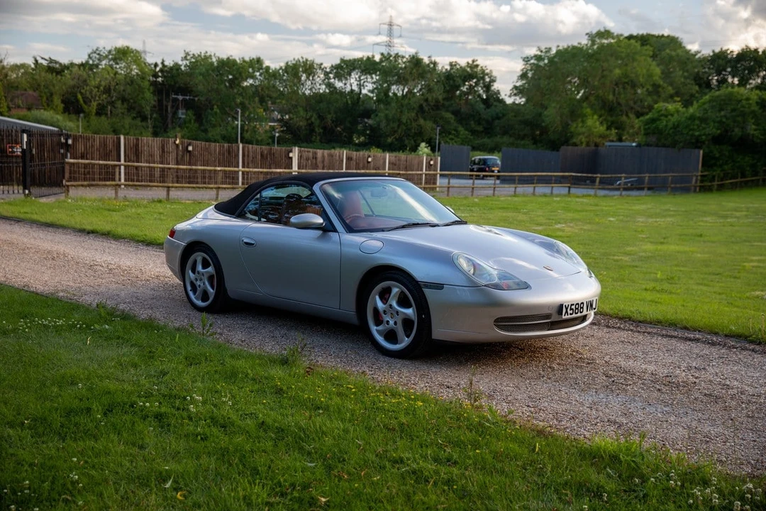 2000 Porsche 996 Carrera 4 - Image 19 of 30