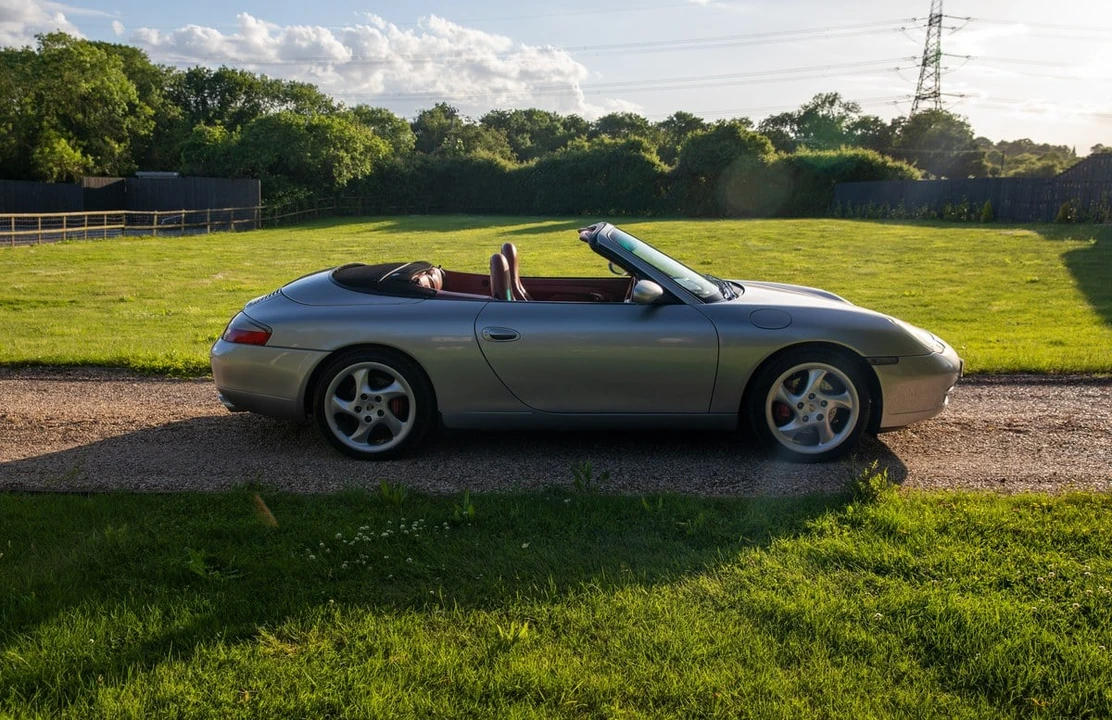 2000 Porsche 996 Carrera 4 - Image 15 of 30