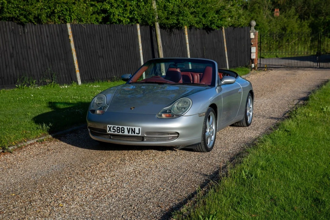 2000 Porsche 996 Carrera 4 - Image 4 of 30