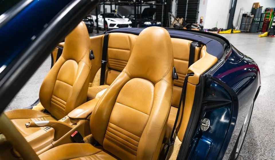 2000 Porsche 996 Carrera 4 - Image 11 of 18