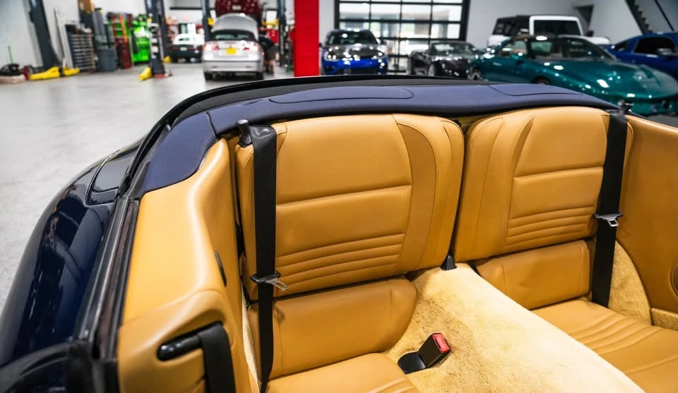 2000 Porsche 996 Carrera 4 - Image 17 of 18