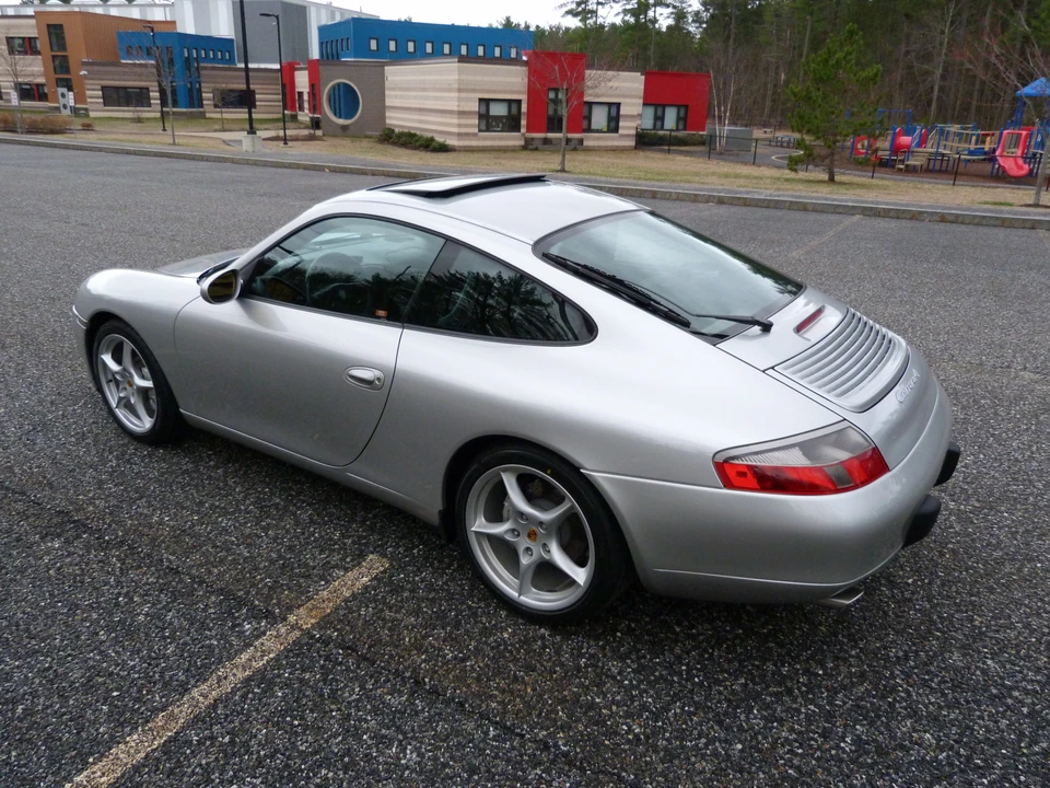 2000 Porsche 996 Carrera - Image 25 of 31