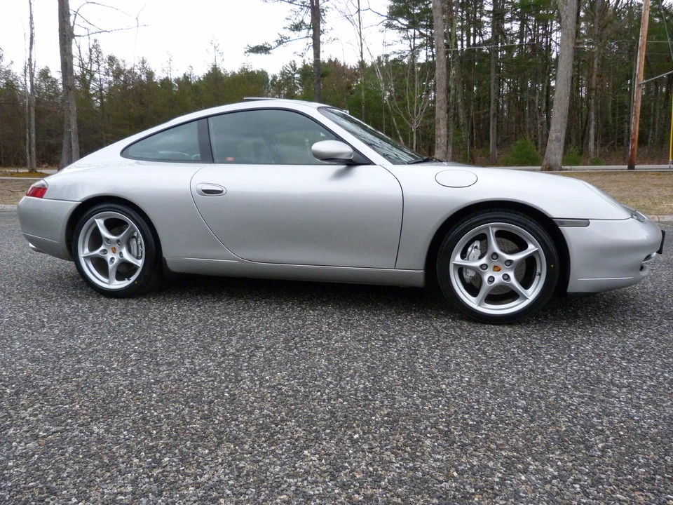 2000 Porsche 996 Carrera - Image 11 of 31