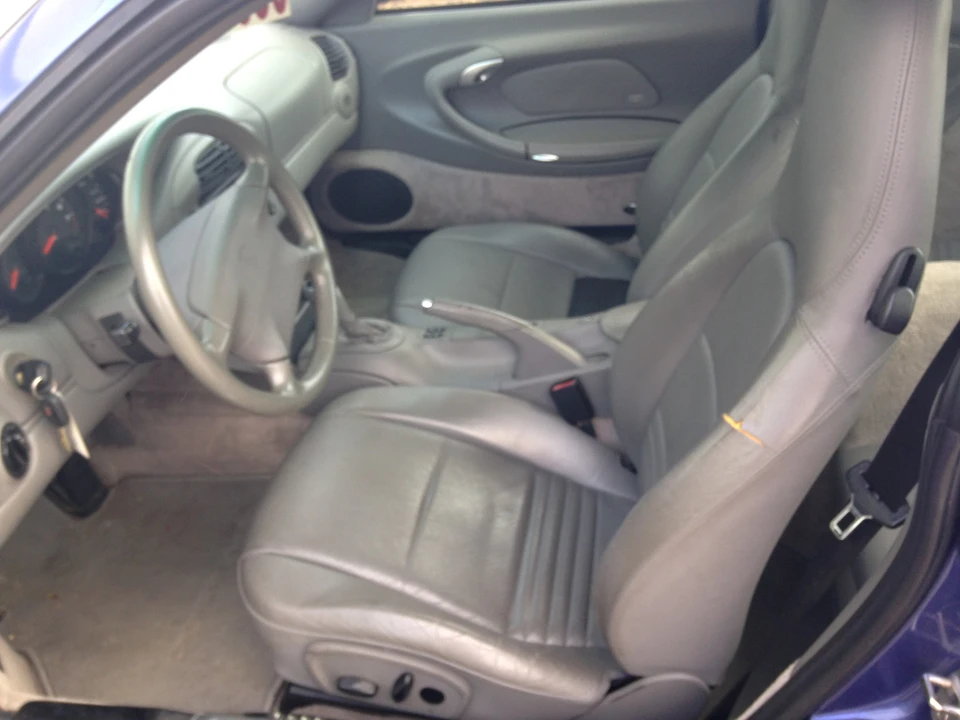 2000 Porsche 996 Carrera - Image 29 of 31