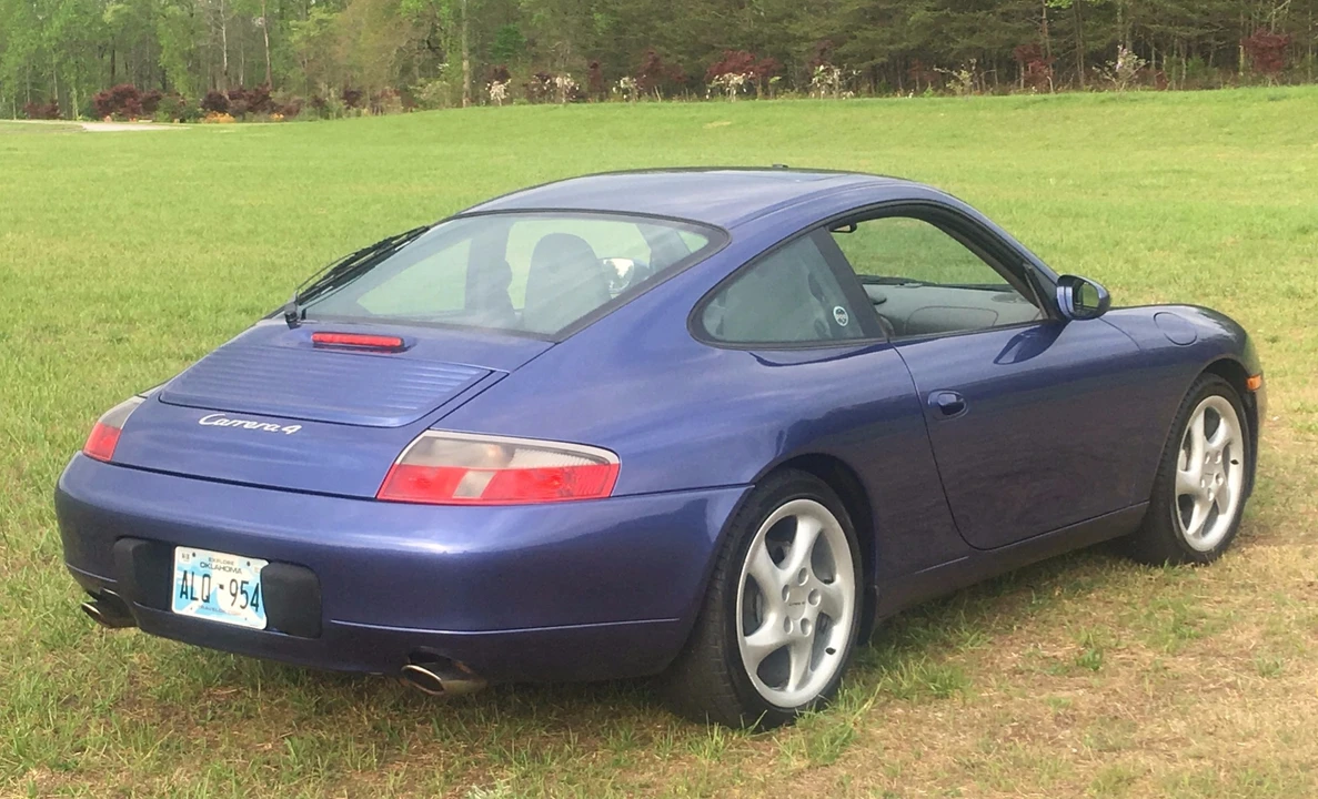 2000 Porsche 996 Carrera - Image 2 of 31