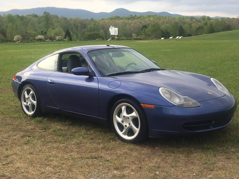2000 Porsche 996 Carrera - Image 10 of 31