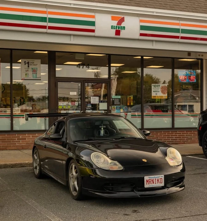2000 Porsche 996 Carrera 4 - Image 4 of 6