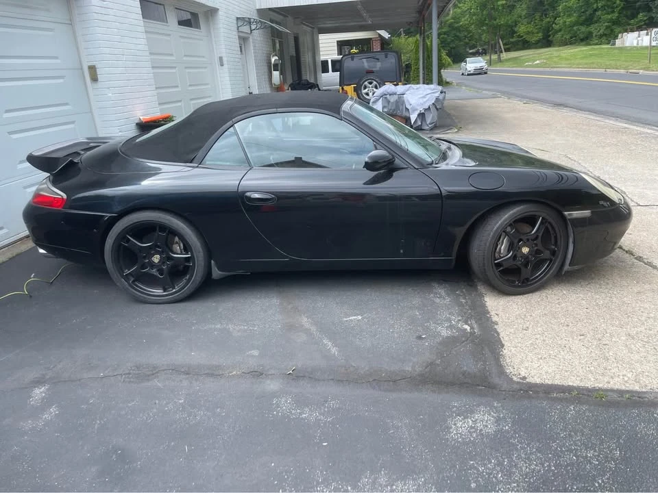 2000 Porsche 996 Carrera 4 - Image 11 of 13