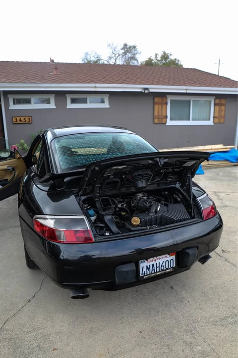2000 Porsche 996 Carrera 4 - Image 3 of 10