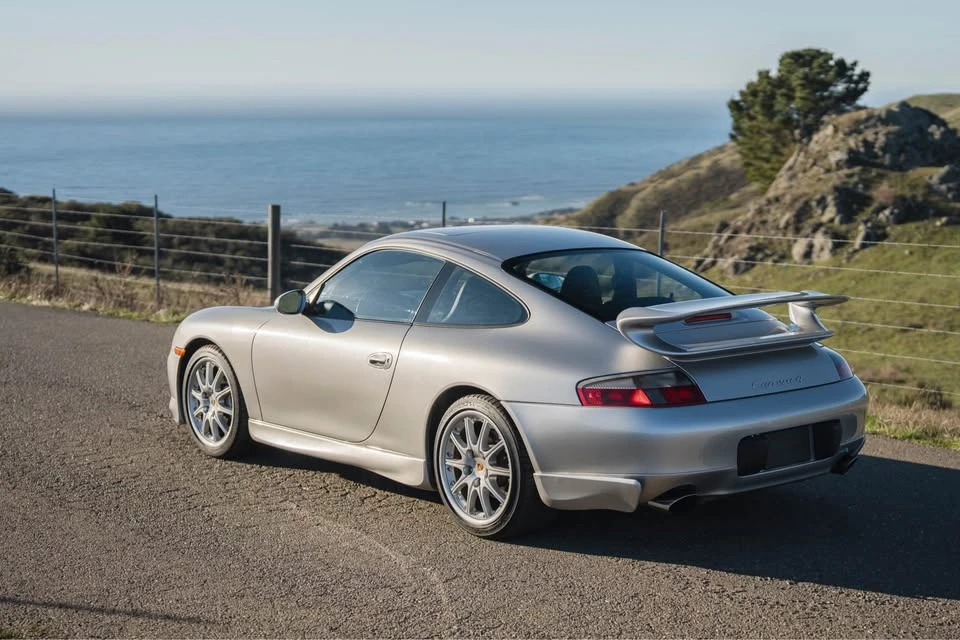 2000 Porsche 996 Carrera 4 - Image 11 of 19