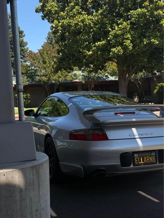 2000 Porsche 996 Carrera 4 - Image 4 of 19
