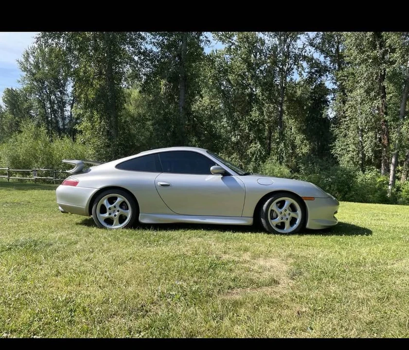 2000 Porsche 996 Carrera 4 - Image 16 of 19