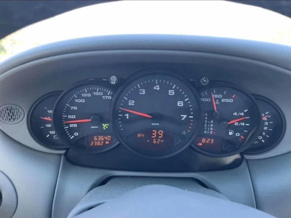 2000 Porsche 996 Carrera 4 - Image 5 of 19