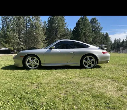 2000 Porsche 911 Carrera 4