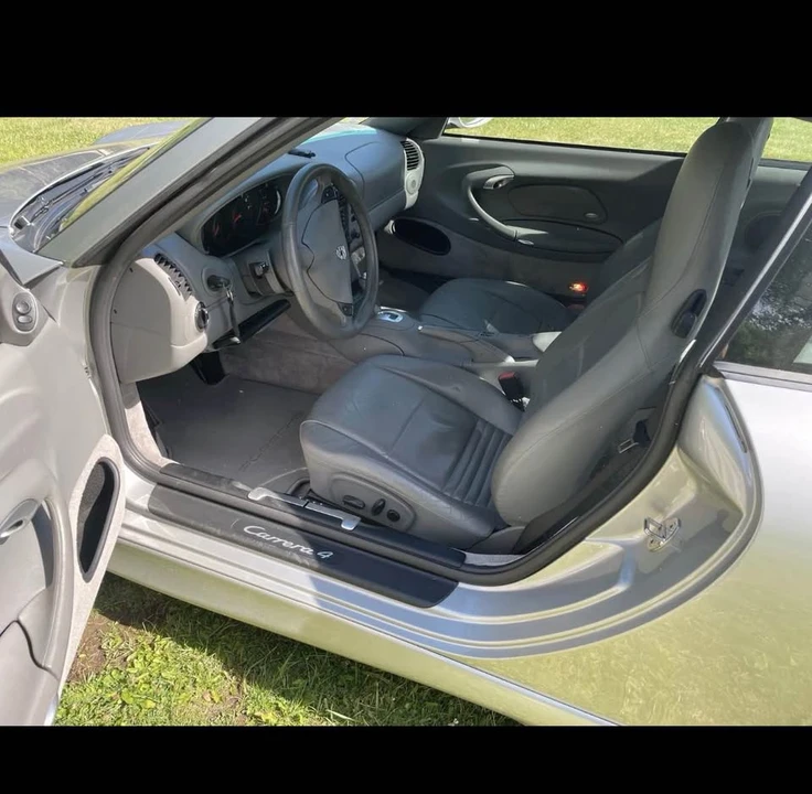 2000 Porsche 996 Carrera 4 - Image 14 of 16