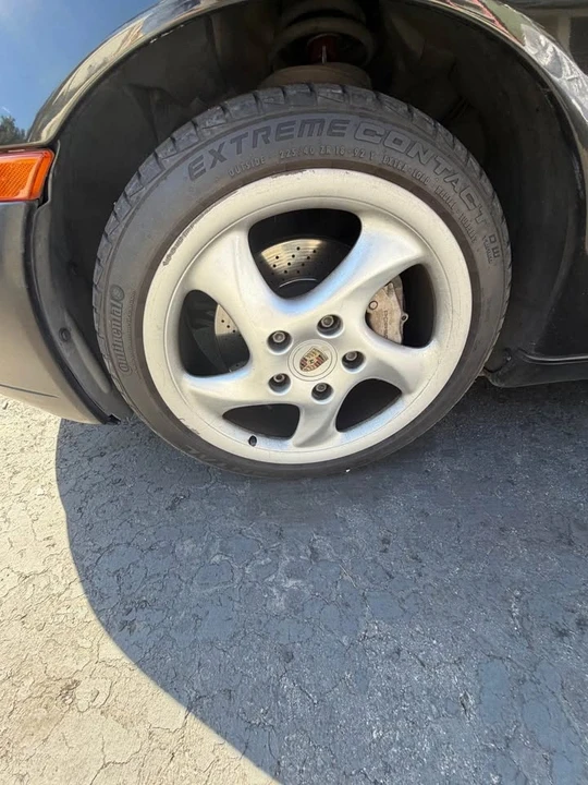 2000 Porsche 996 Carrera 4 - Image 14 of 20