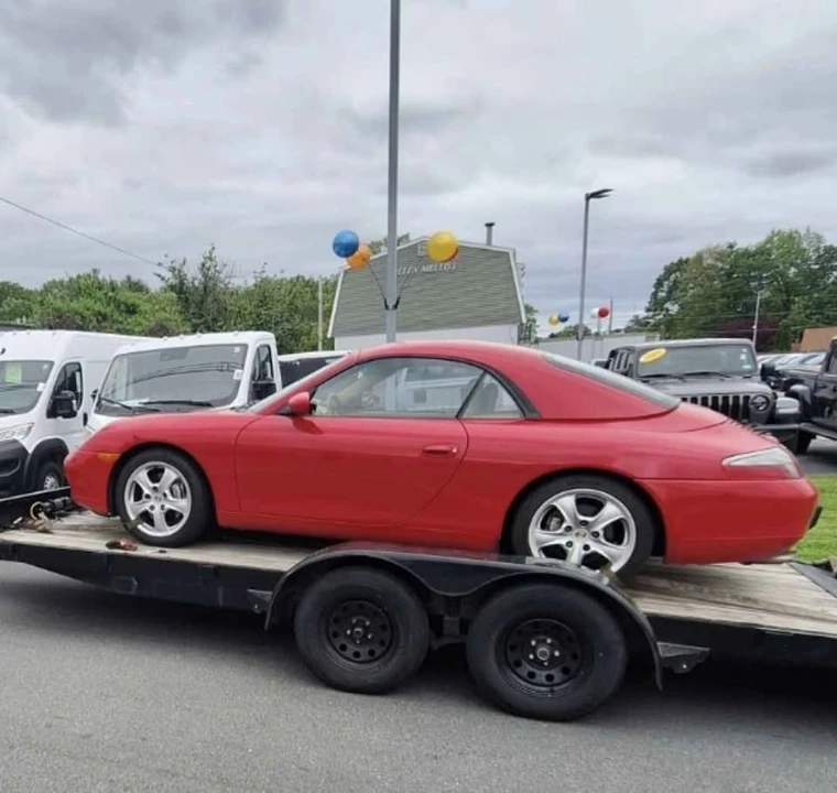 2000 Porsche 996 Carrera 4 - Image 16 of 16