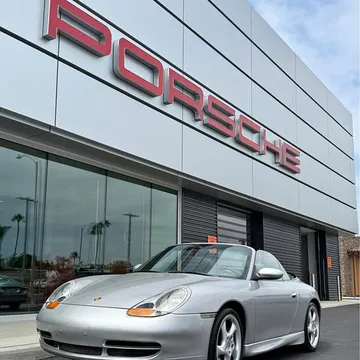 2000 Porsche 911 Carrera 4 Cabriolet