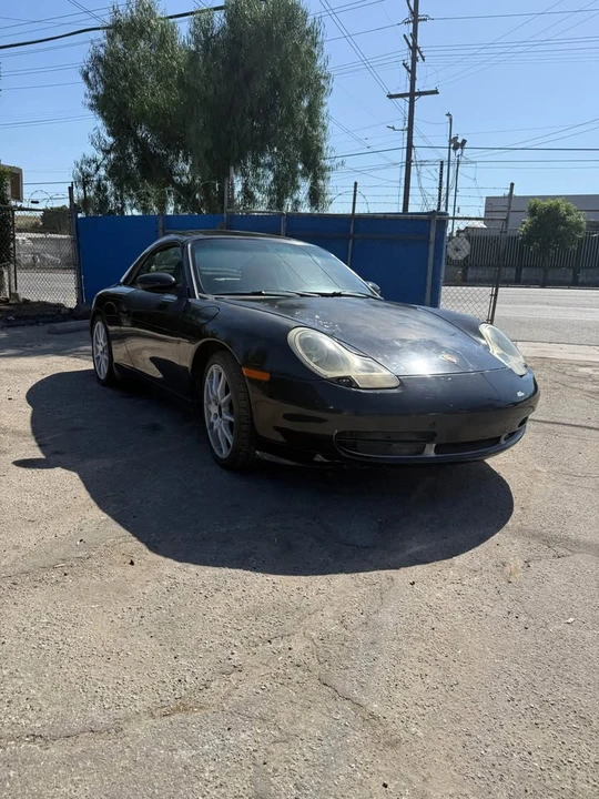 2000 Porsche 996 Carrera 4 - Image 2 of 12