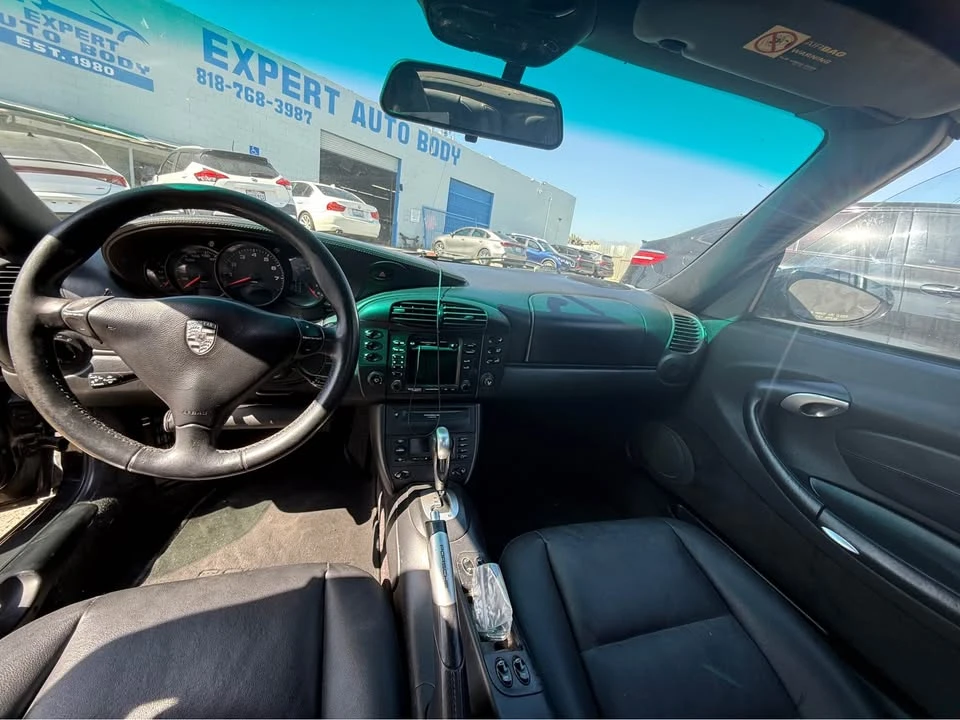 2000 Porsche 996 Carrera 4 - Image 11 of 12