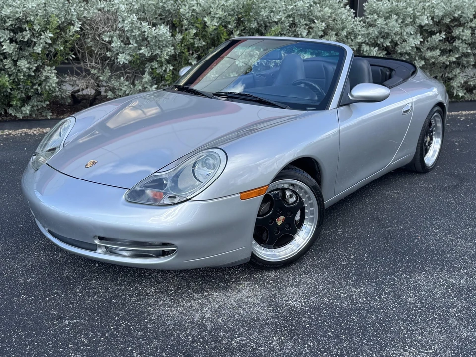 2000 Porsche 996 Carrera 4 - Image 5 of 31