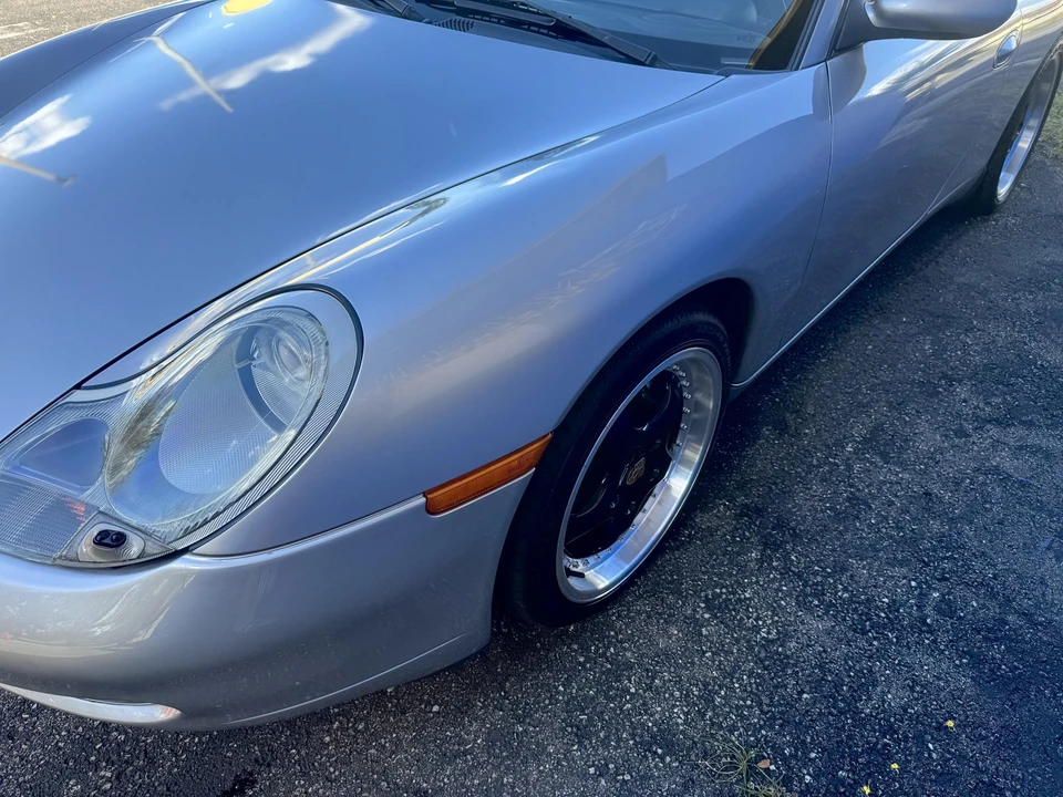 2000 Porsche 996 Carrera 4 - Image 23 of 31