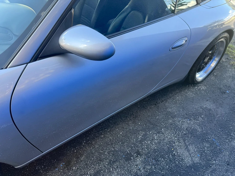 2000 Porsche 996 Carrera 4 - Image 24 of 31