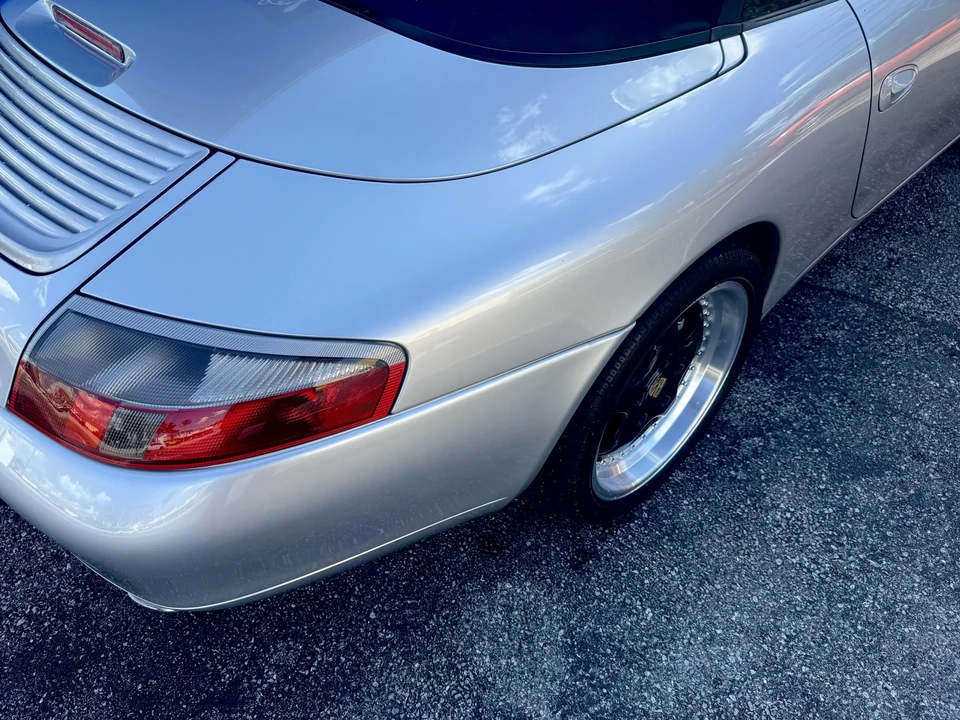 2000 Porsche 996 Carrera 4 - Image 22 of 31
