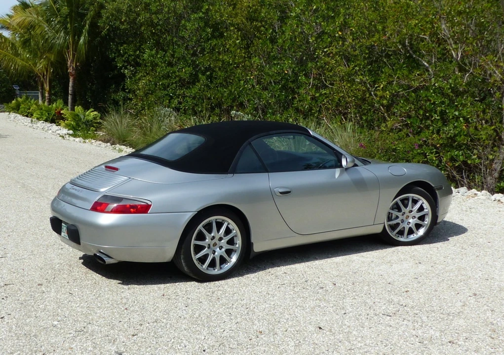 2000 Porsche 996 Carrera - Image 23 of 31