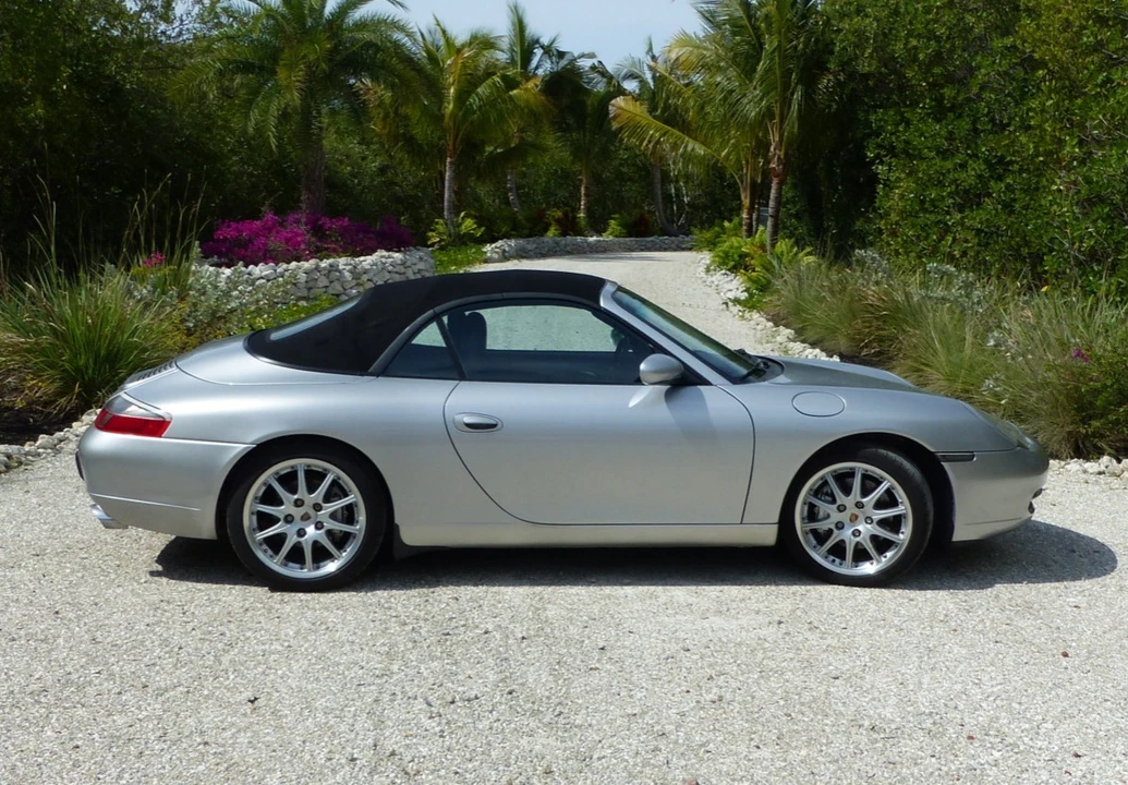 2000 Porsche 996 Carrera - Image 25 of 31