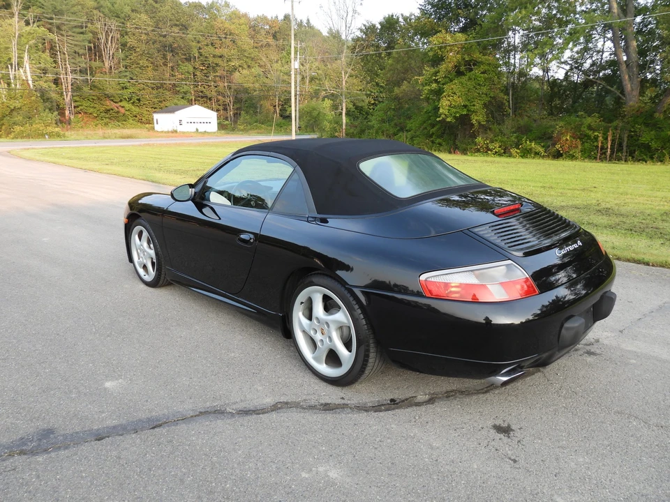 2000 Porsche 996 Carrera - Image 18 of 31