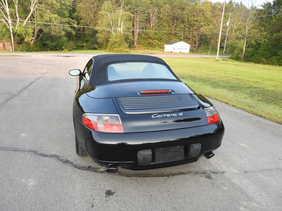 2000 Porsche 996 Carrera - Image 17 of 31