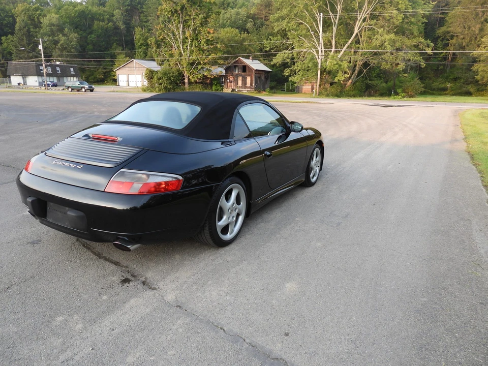 2000 Porsche 996 Carrera - Image 13 of 31