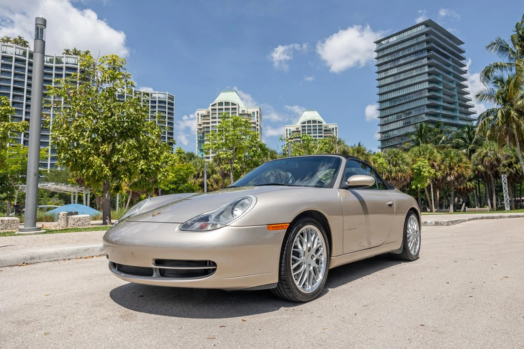 2000 Porsche 996 Carrera - Image 9 of 31