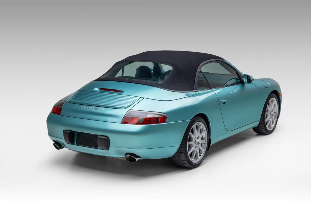 2000 Porsche 996 Carrera 4 - Image 18 of 31