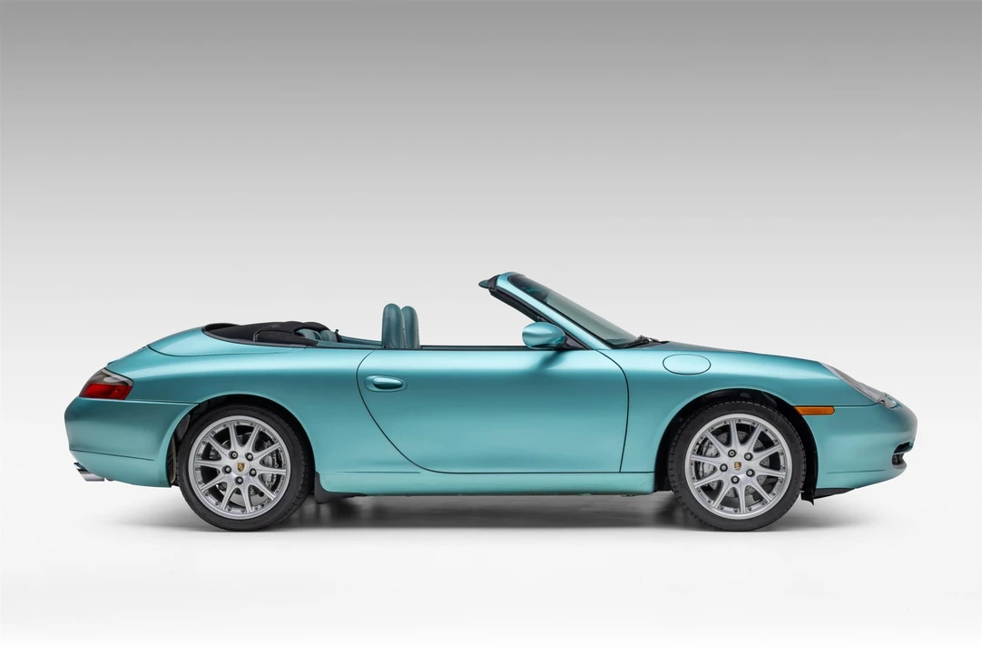 2000 Porsche 996 Carrera 4 - Image 9 of 31