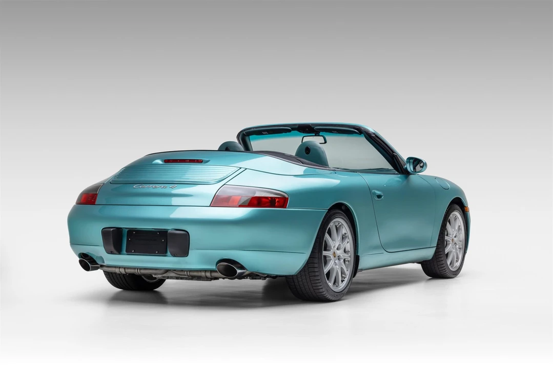 2000 Porsche 996 Carrera 4 - Image 11 of 31