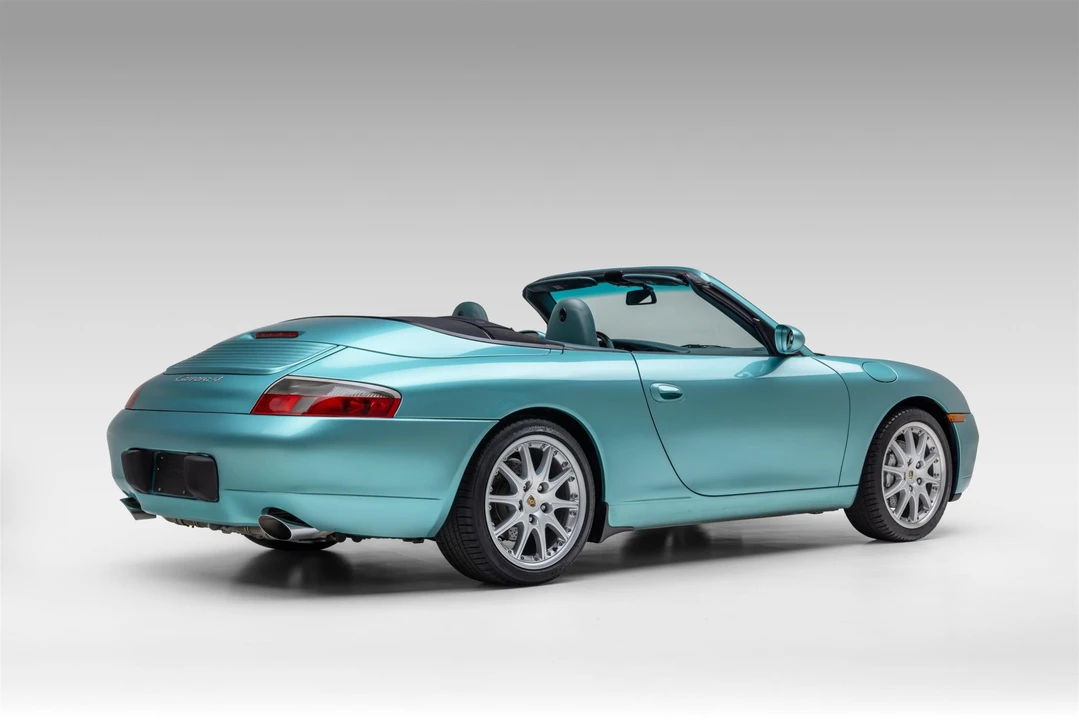 2000 Porsche 996 Carrera 4 - Image 10 of 31