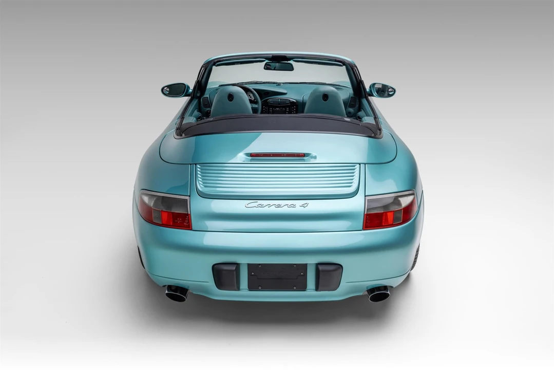 2000 Porsche 996 Carrera 4 - Image 12 of 31