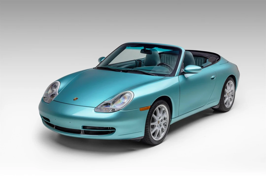 2000 Porsche 996 Carrera 4 - Image 4 of 31
