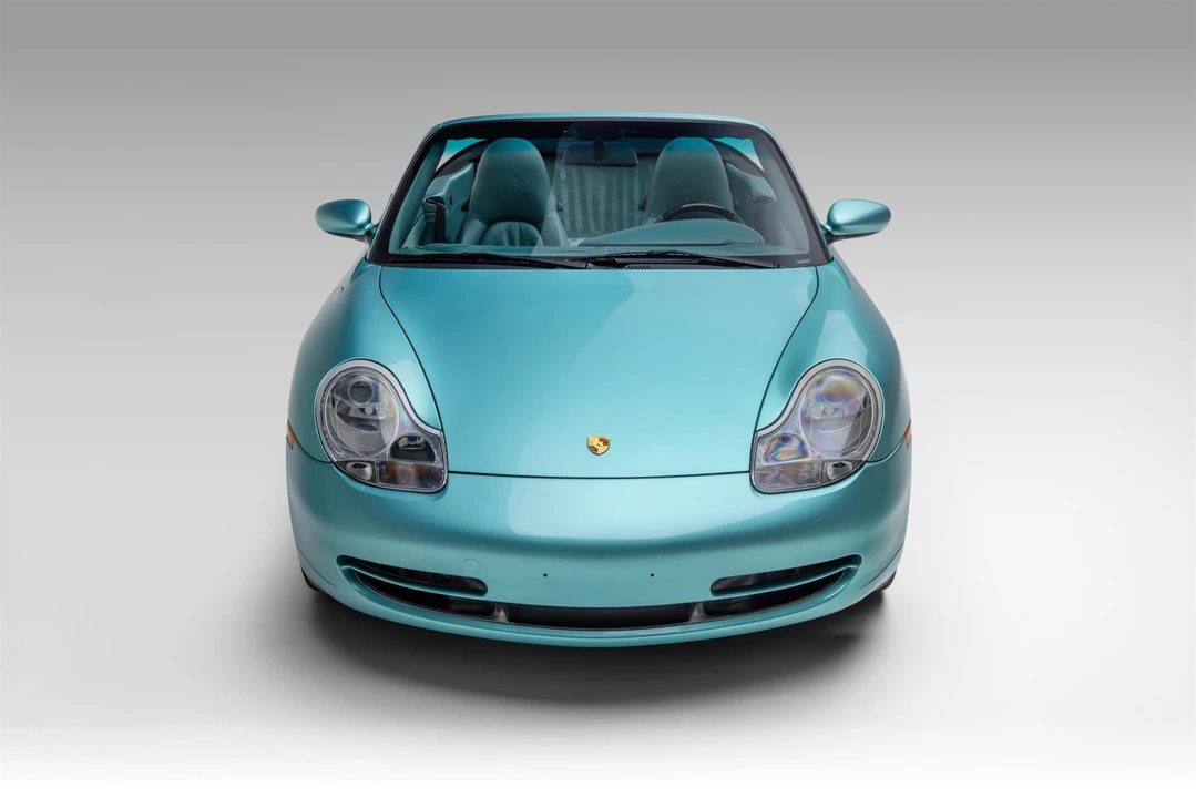 2000 Porsche 996 Carrera 4 - Image 6 of 31