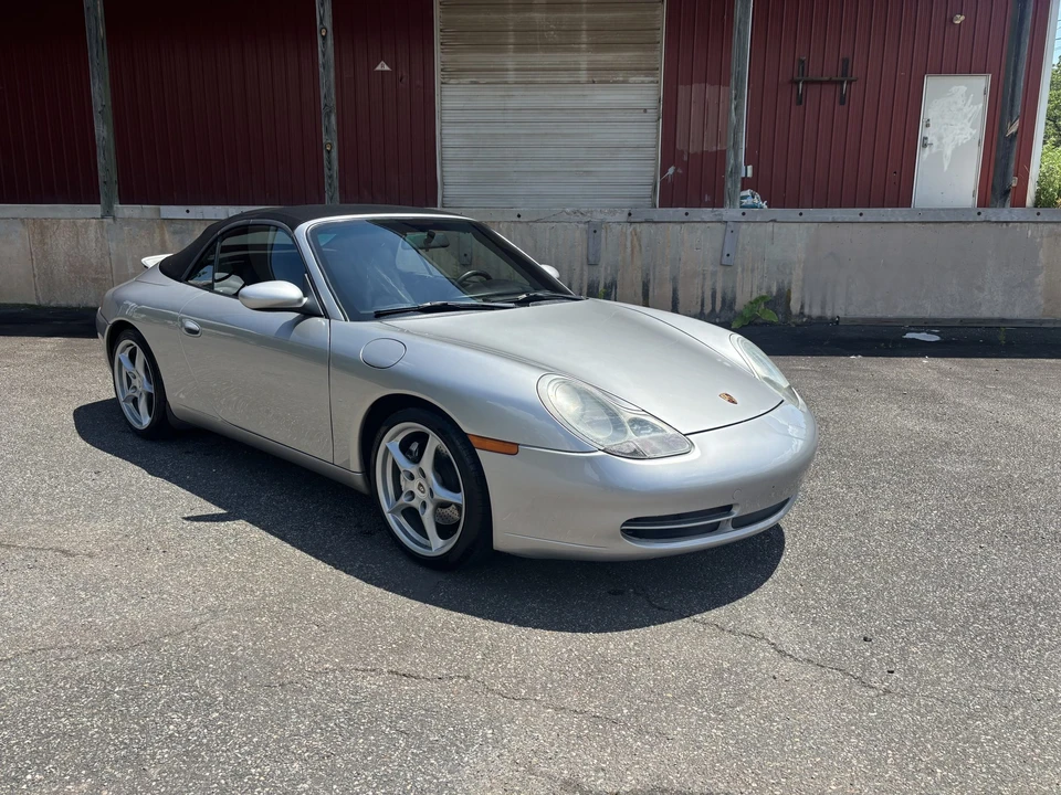 2000 Porsche 996 Carrera - Image 29 of 31