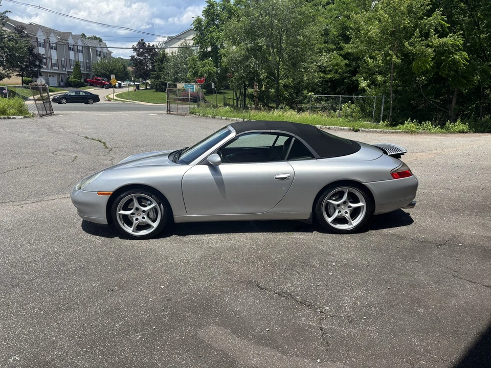 2000 Porsche 996 Carrera - Image 24 of 31