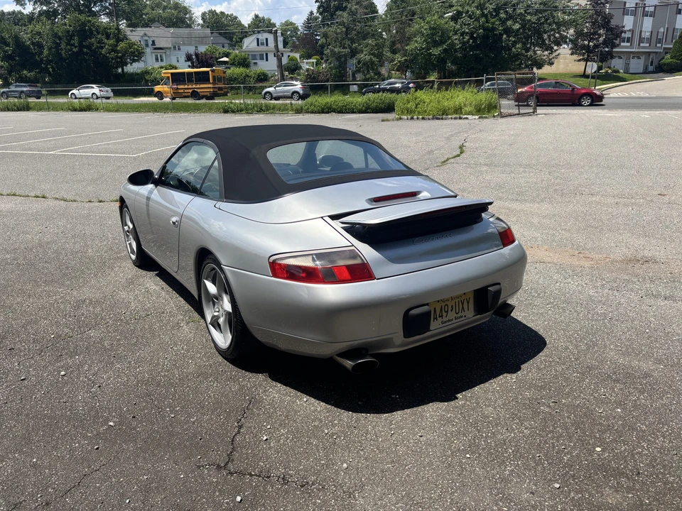 2000 Porsche 996 Carrera - Image 23 of 31