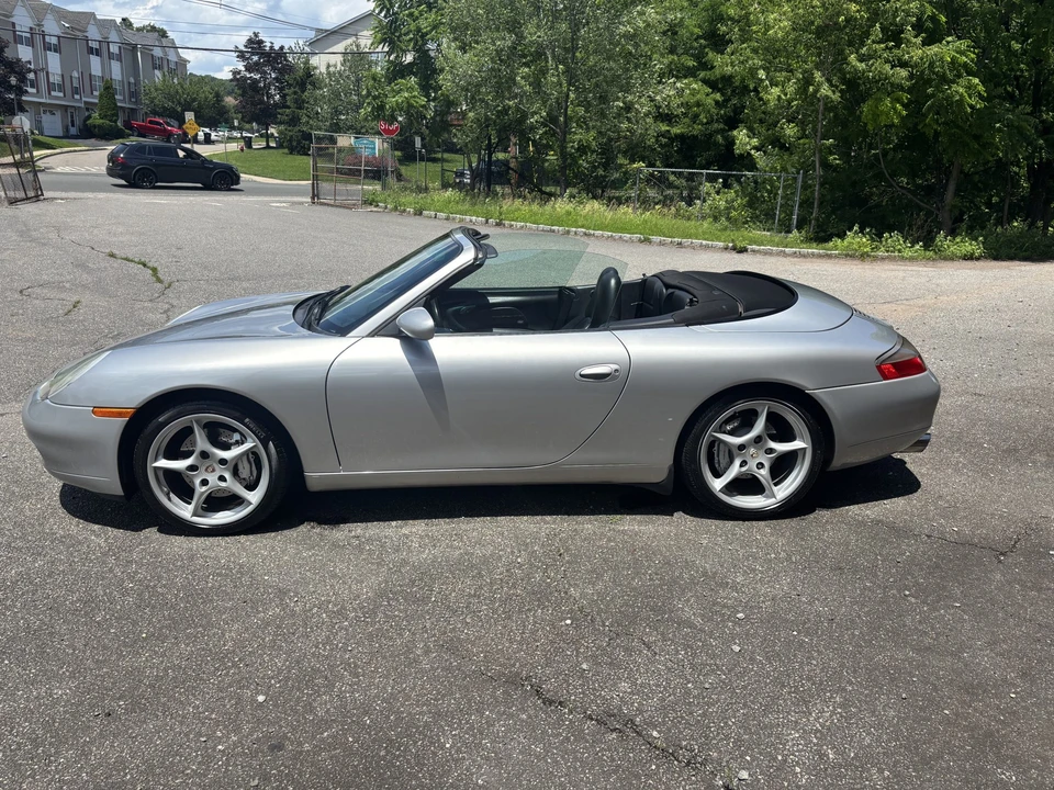2000 Porsche 996 Carrera - Image 8 of 31