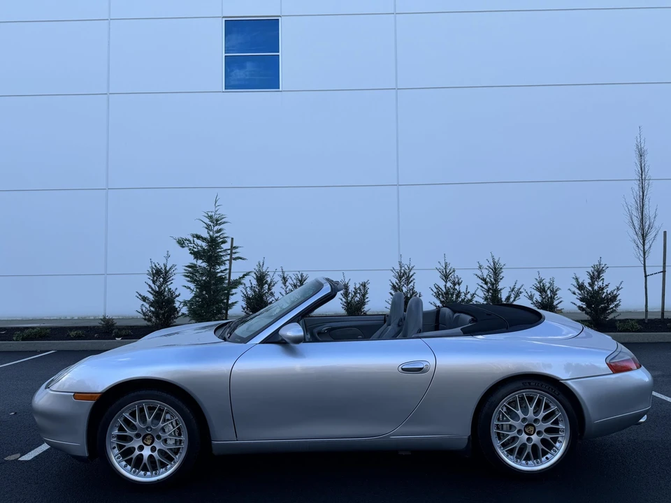 2000 Porsche 996 Carrera - Image 30 of 31