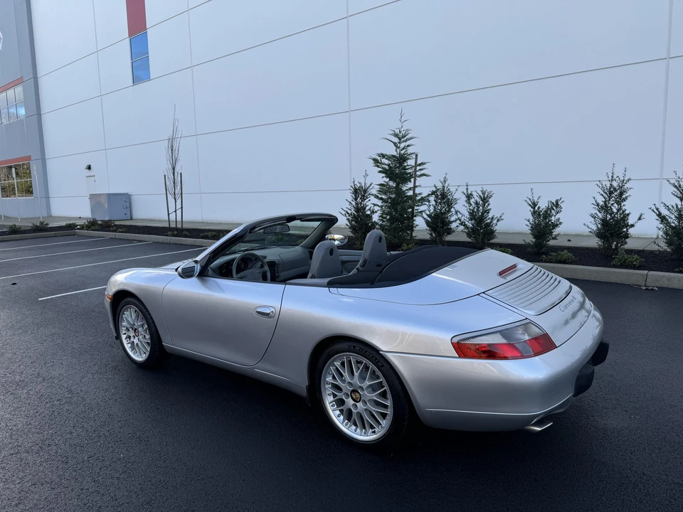 2000 Porsche 996 Carrera - Image 26 of 31
