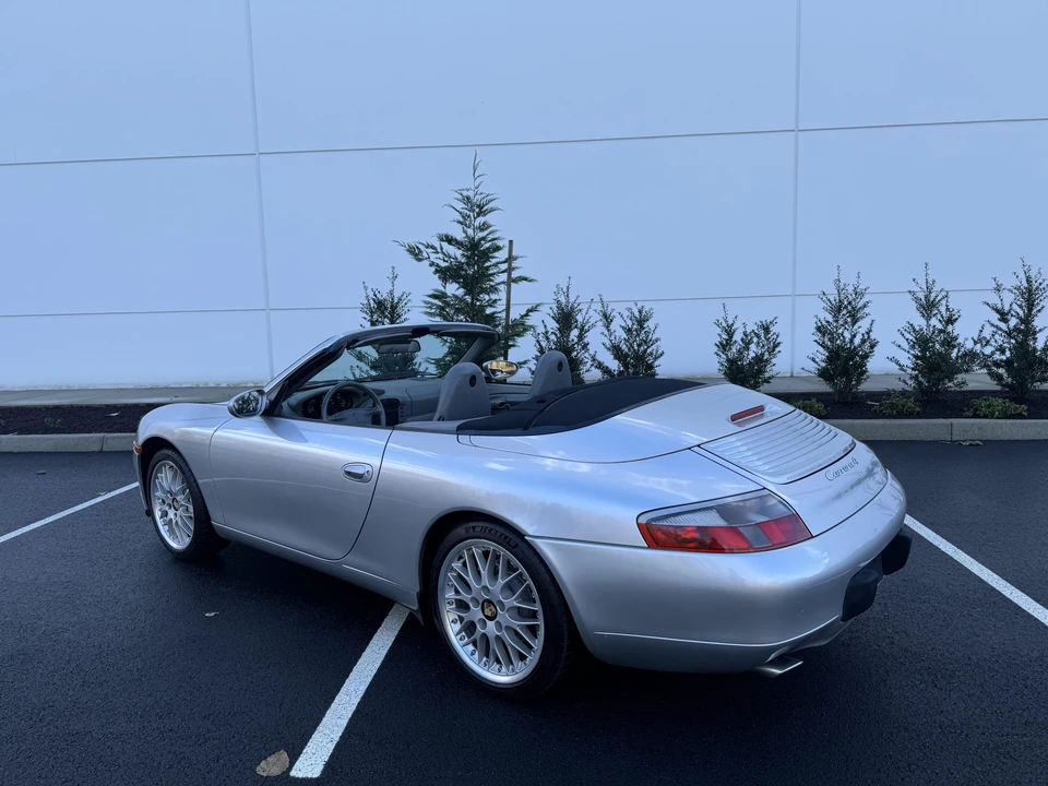 2000 Porsche 996 Carrera - Image 28 of 31