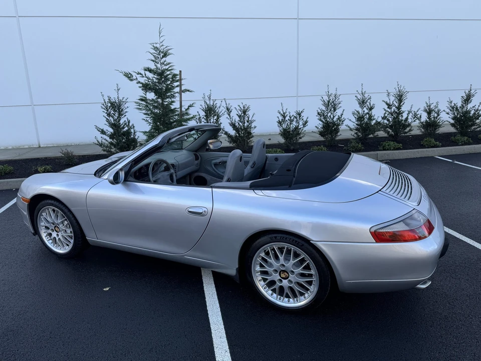 2000 Porsche 996 Carrera - Image 29 of 31